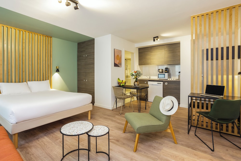 Aparthotel Adagio Montpellier Centre Comedie in Montpellier, France