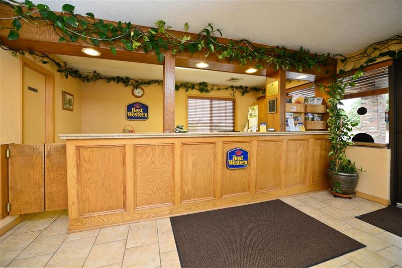 Village Inn of Hardy - photo 21