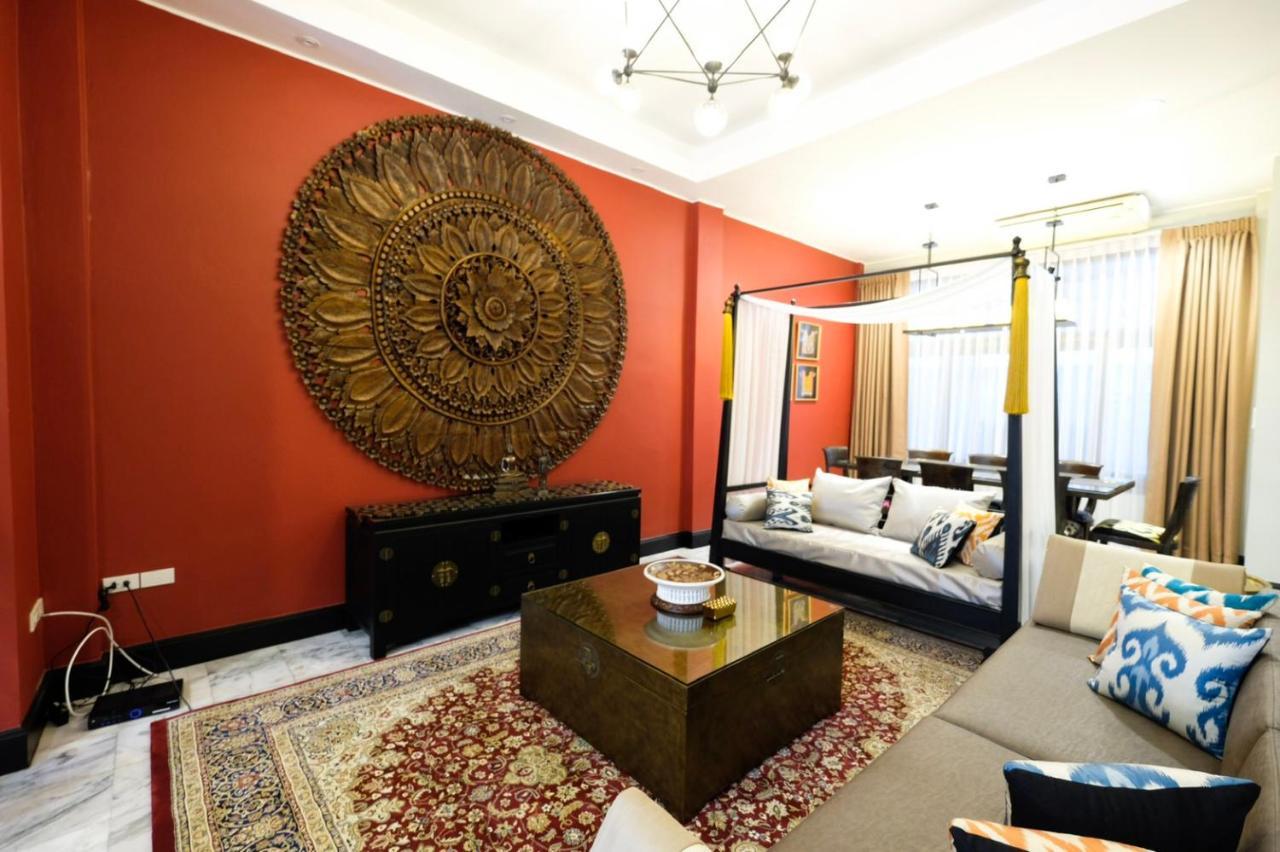 Baan Khun Nai Thonglor Luxury Thai Villa