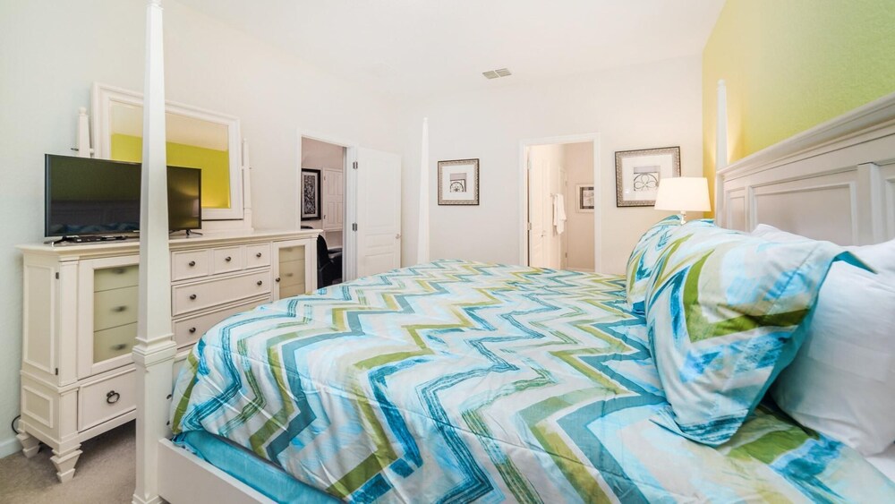 Gorgeous 5 Bedroom Pool Home in Windsor Hills Resort Kissimmee - photo 10