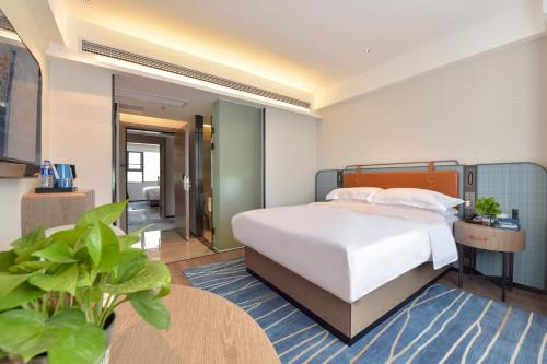 Echarm Hotel — 4-Star Luxury Hotel in Guilin, People's Republic of China