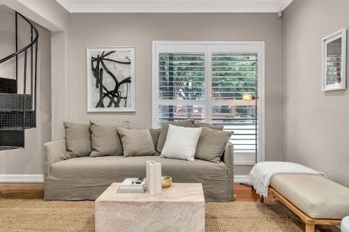 'Parkstone' Modern Elegance near CBD & Zoo — hotel in North Adelaide