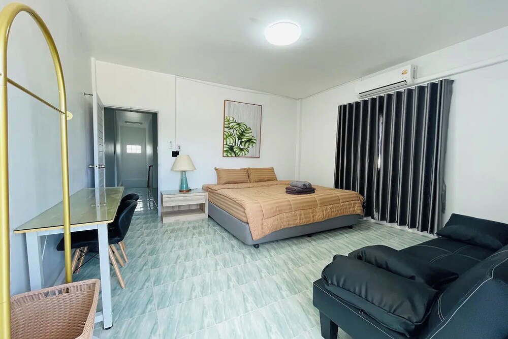 Kuan Ma Praw Villa 2 — 4-Star Luxury Hotel in Phatthalung, Thailand