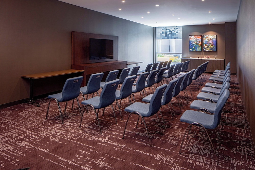Aloft Philadelphia Downtown - photo 32