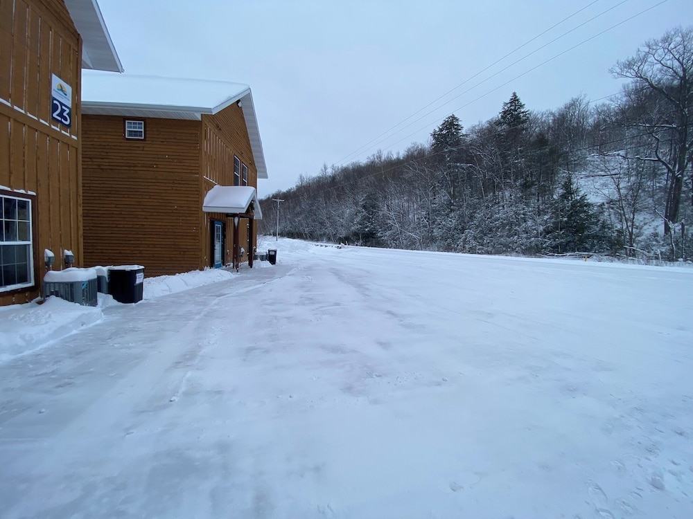 Keweenaw Waters Resort - photo 50