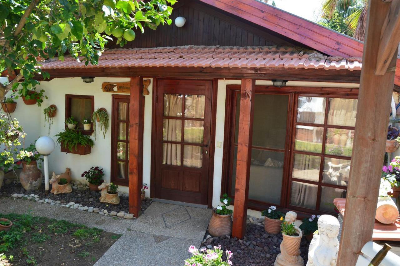 Czarina Cabin הבקתה הקיסרית והדירה הקיסרית Czarina Apartment — Caesarea — photo 3