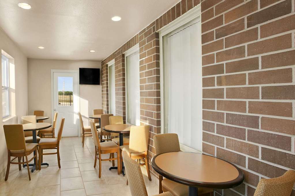 Baymont by Wyndham Jacksonville - photo 19