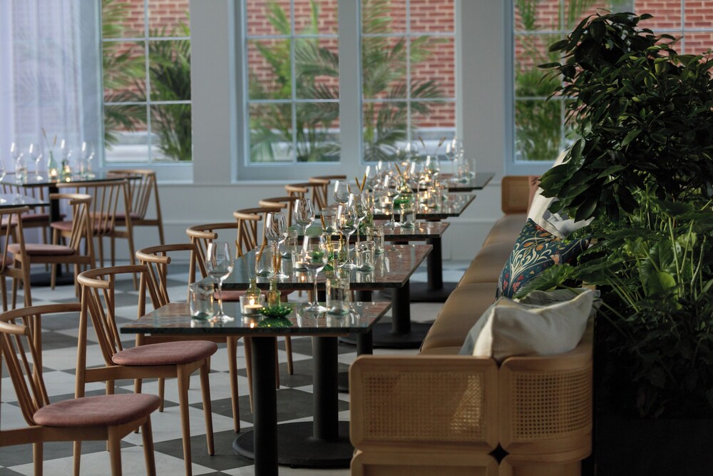 Kimpton The Forum Hotel by IHG - photo 106