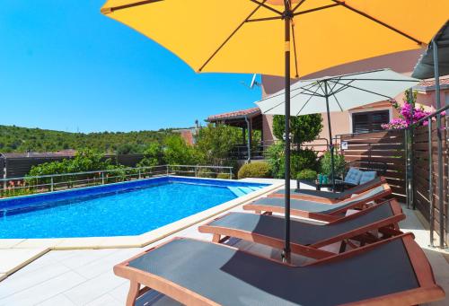 Villa Salvia Mare — 4-Star Luxury Hotel in Bilice, Croatia