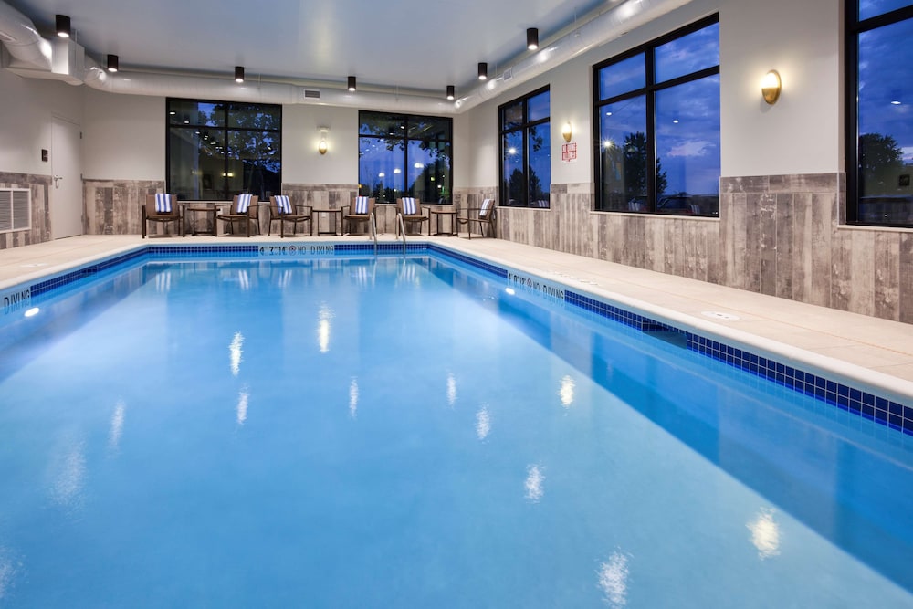 Hampton Inn Spicer Green Lake - photo 19