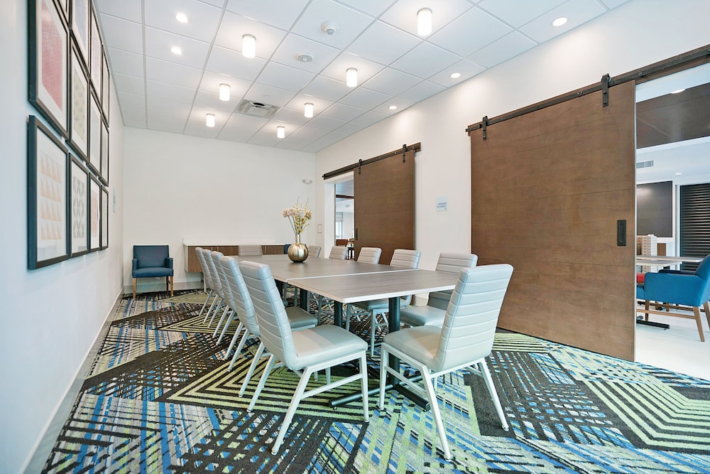 Holiday Inn Express Jacksonville South Bartram Prk - photo 48