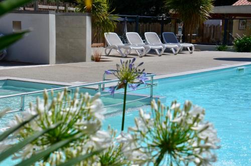 Camping Le Clos Des Pins — 4-Star Luxury Hotel in La Rochelle, France