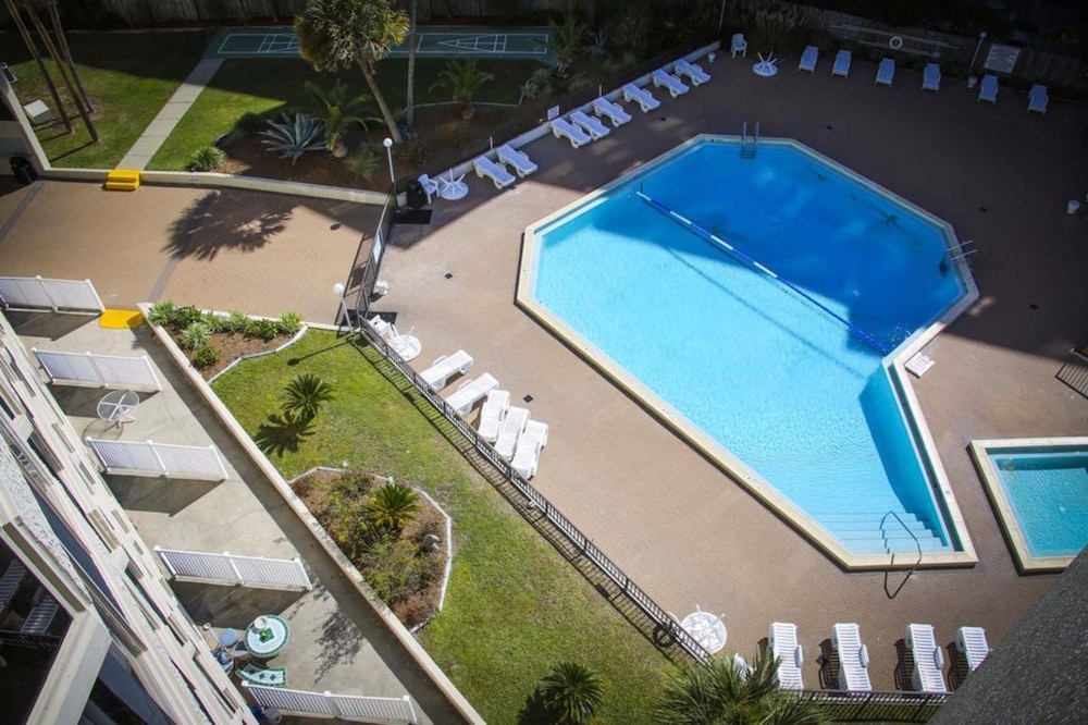 Top of the Gulf by Emerald View Resorts - photo 39