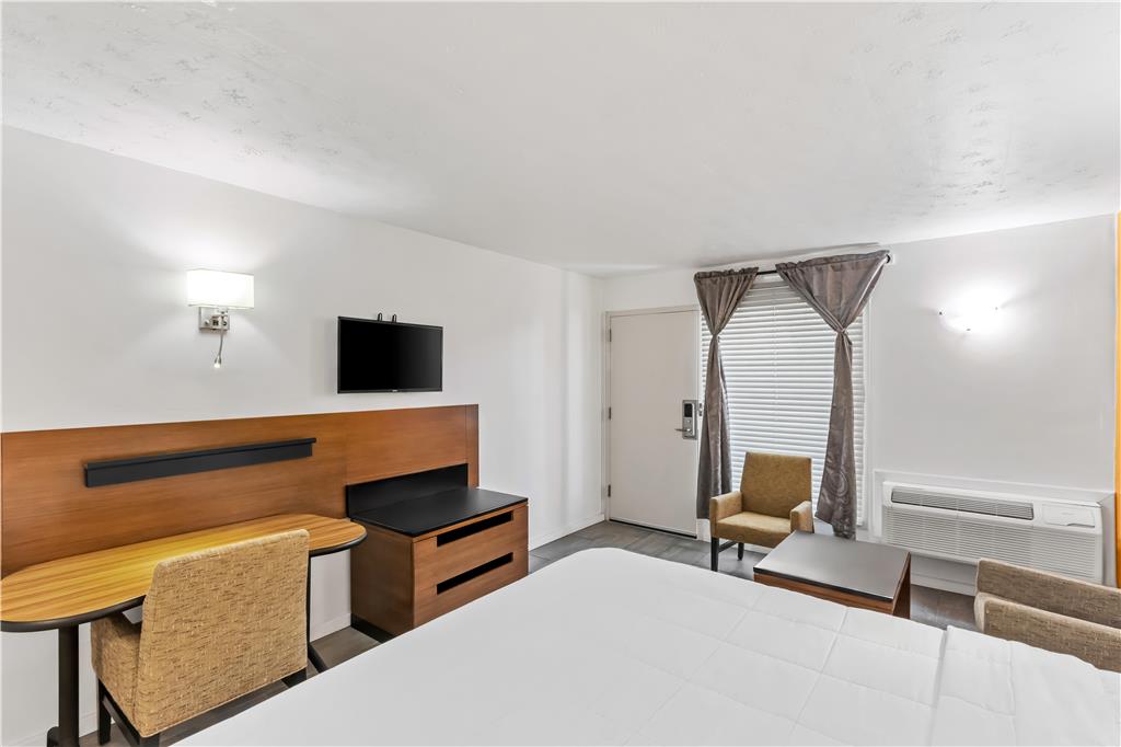 Americas Best Value Inn & Suites Williamstown - photo 20