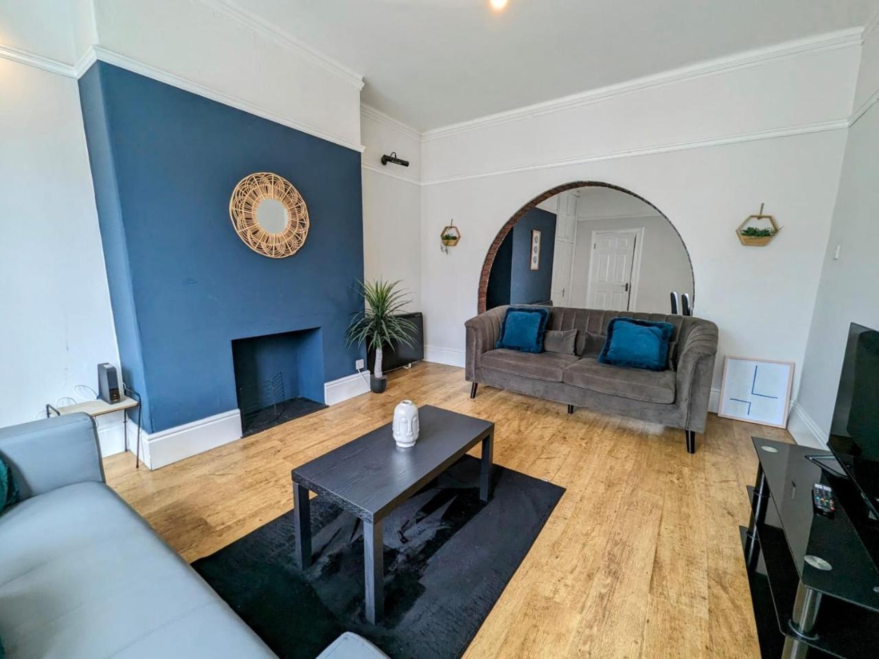 Enjoy 4 BR home near the city Gateshead&Newcastle — 4-Star Luxury Hotel in Gateshead, United Kingdom