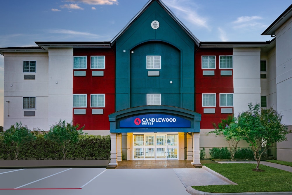 Candlewood Suites Lake Jackson Clute by IHG - photo 44