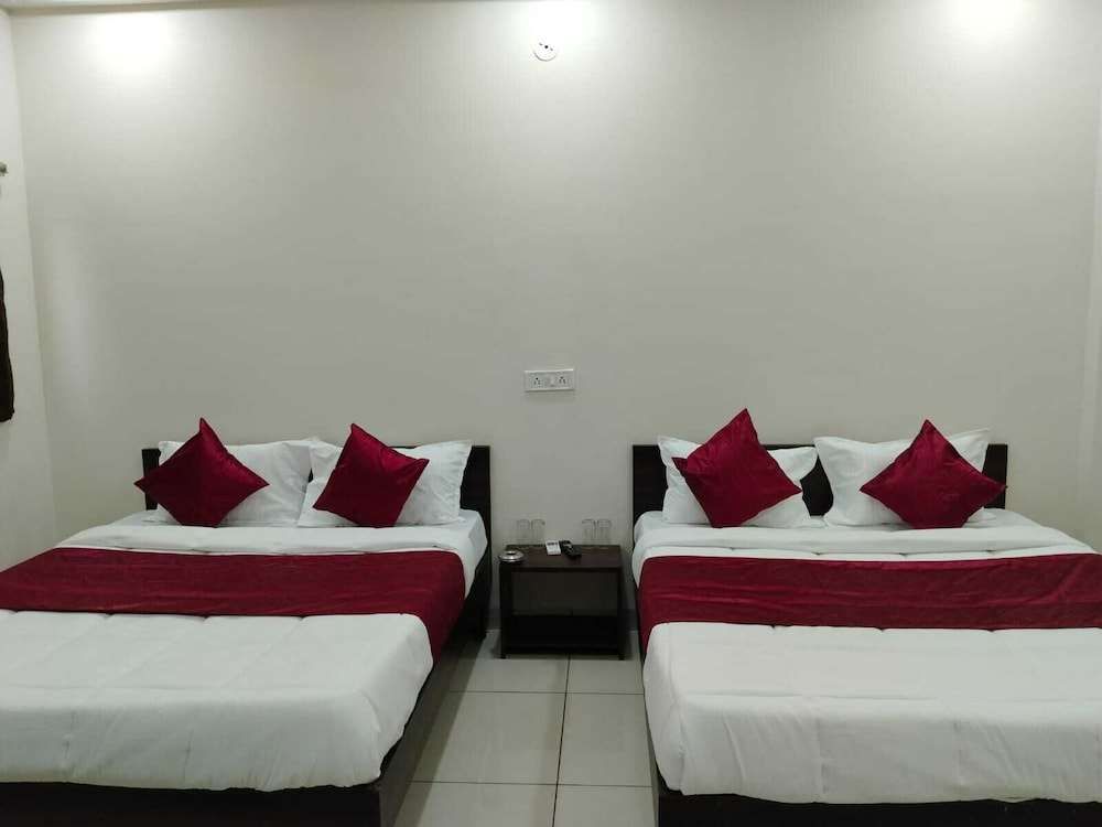 Hotel Krrish Palace - last minute hotel in Ujjain