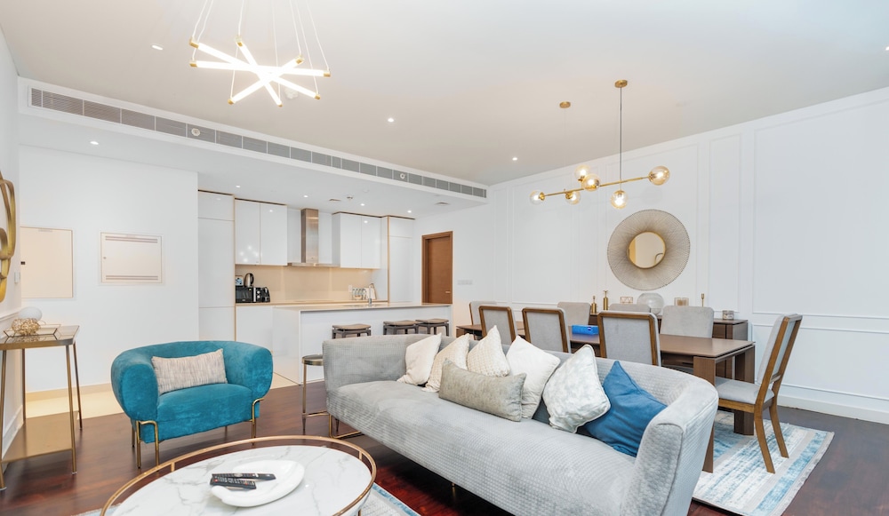 GuestReady CityWalk Morning Elegance — 4-Star Luxury Hotel in Dubai, United Arab Emirates