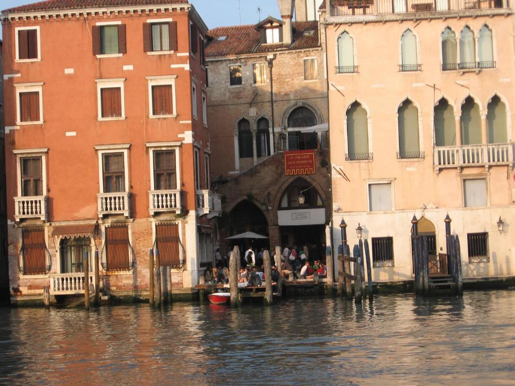 Al Palazzo Lion Morosini