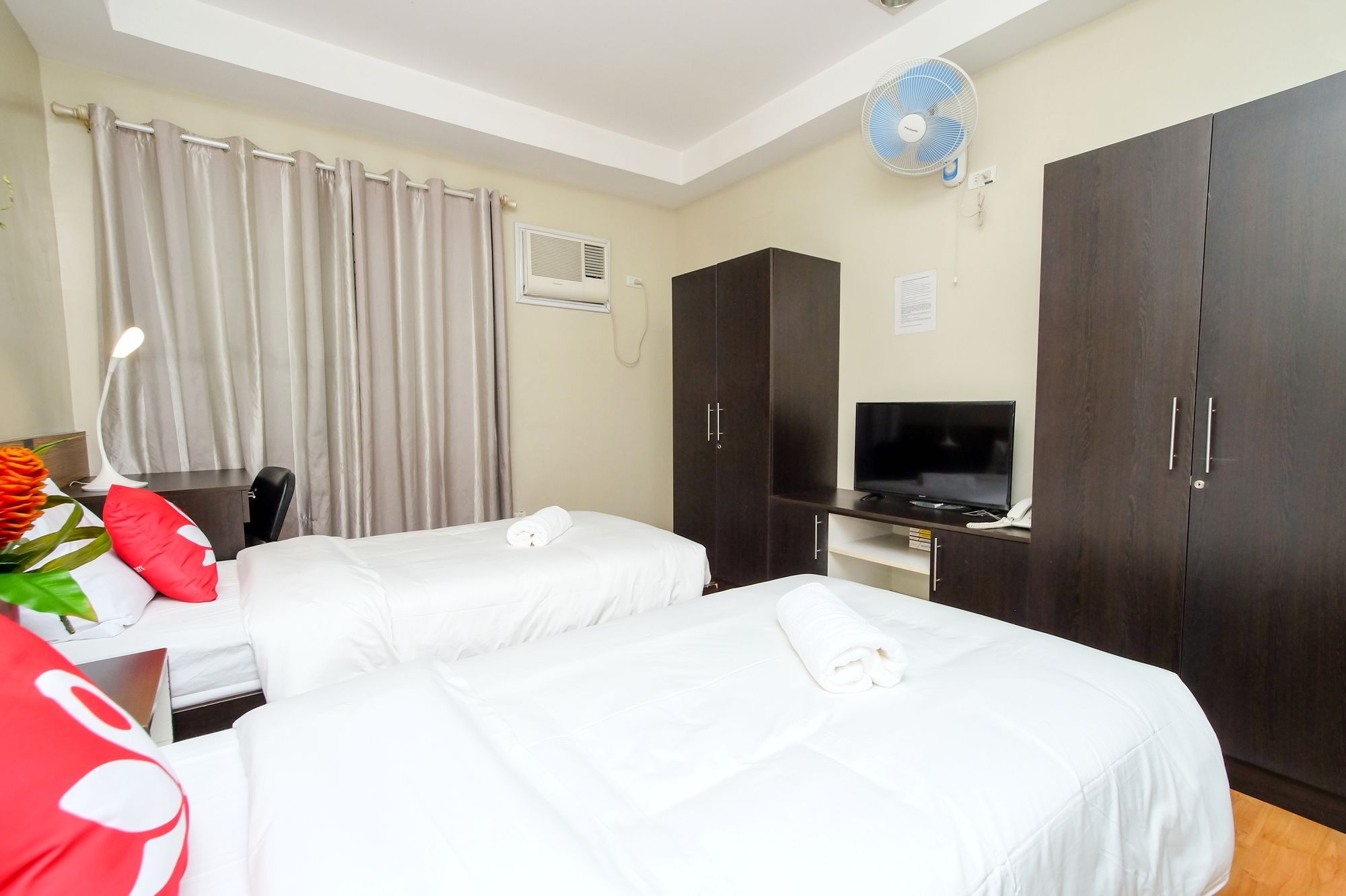 ZEN Rooms Studio 87 in Quezon, Philippines