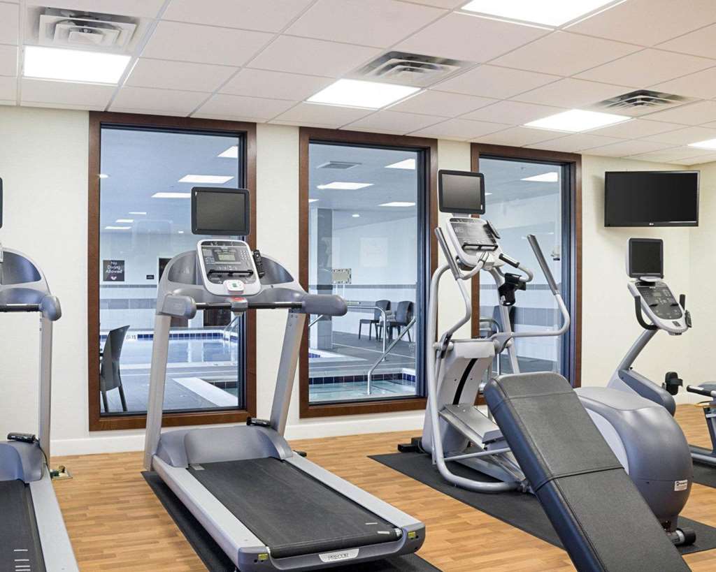 Comfort Suites Fargo Medical Center - photo 26