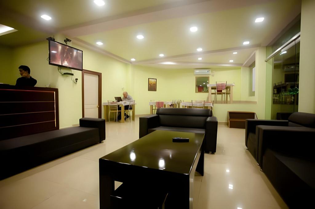 The Grand Hotel — Aizawl — photo 5