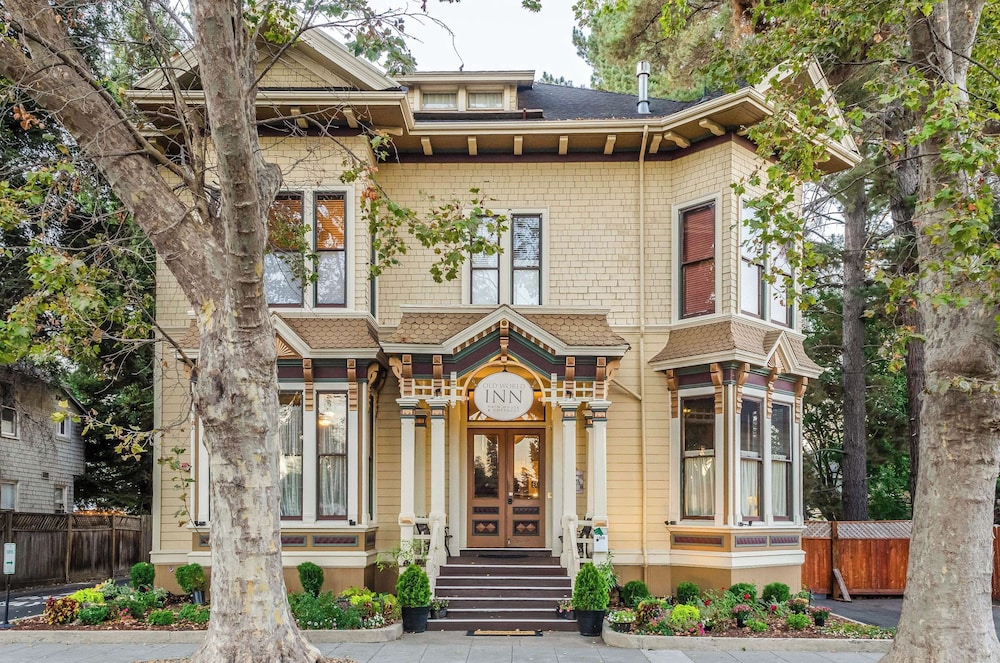 Hotel Napa Valley Ascend Hotel Collection - featured photo