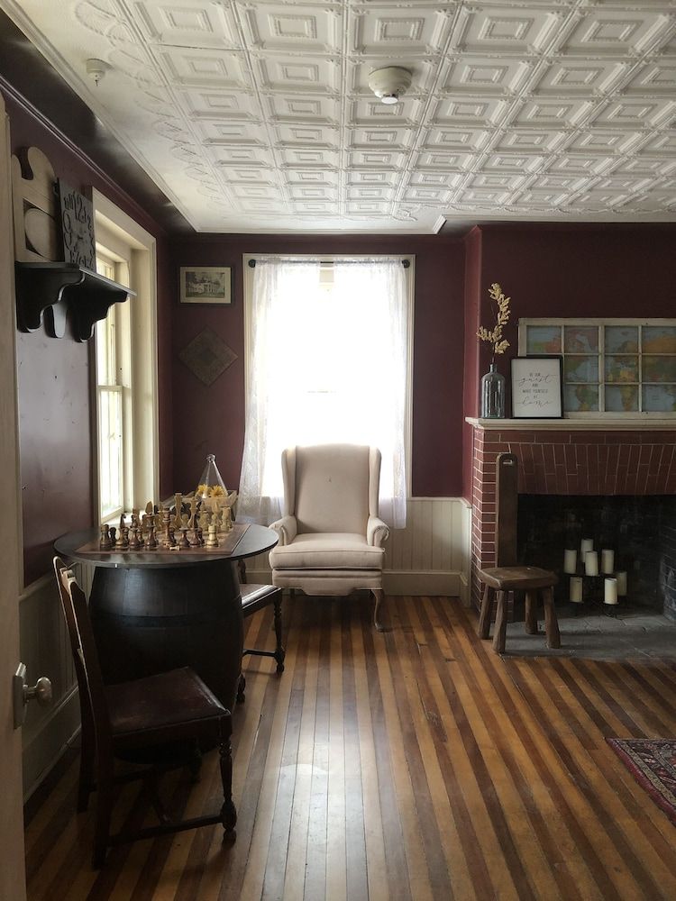 Rowell S Inn - photo 22