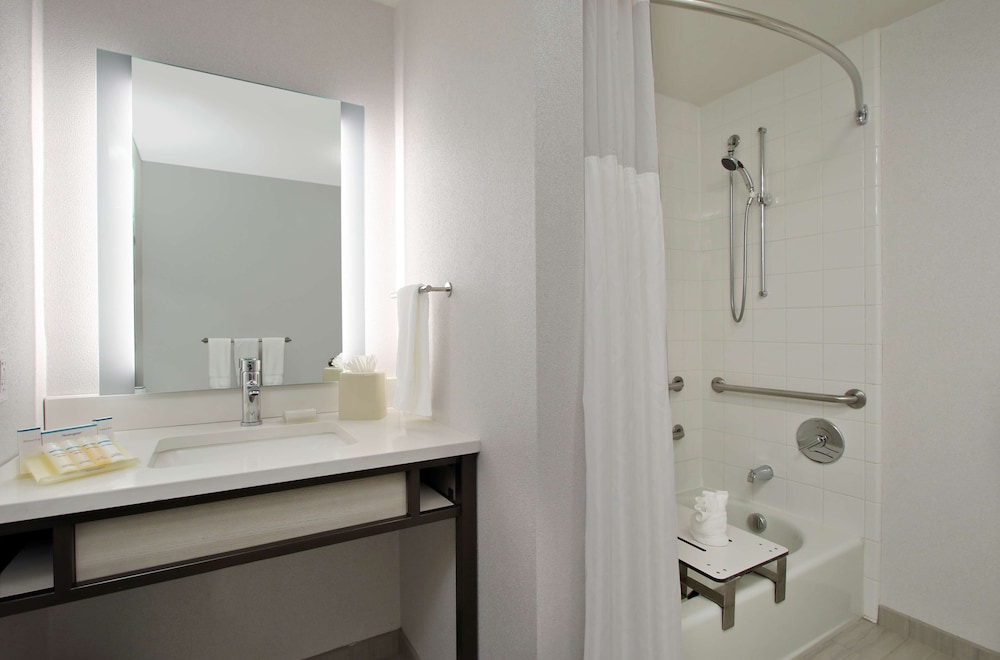 Hilton Garden Inn Columbus University Area - photo 16