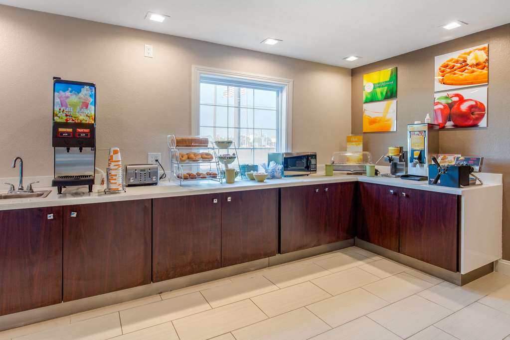 Quality Inn Port Arthur Nederland - photo 27