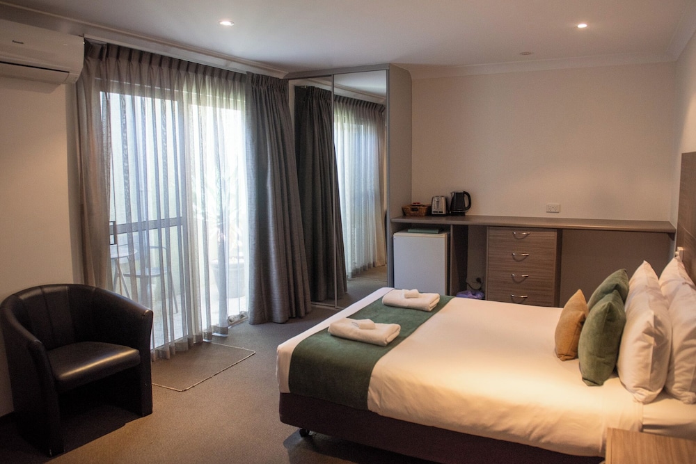 Victoria Hotel Strathalbyn — Strathalbyn — photo 4