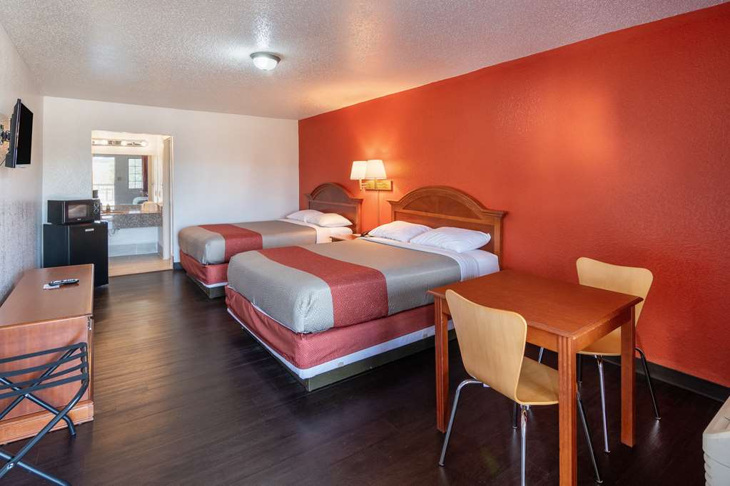 Motel 6 Montgomery AL Coliseum - photo 12