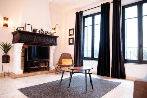101 Cour de la Bastide — 4-Star Luxury Hotel in Carcassonne, France