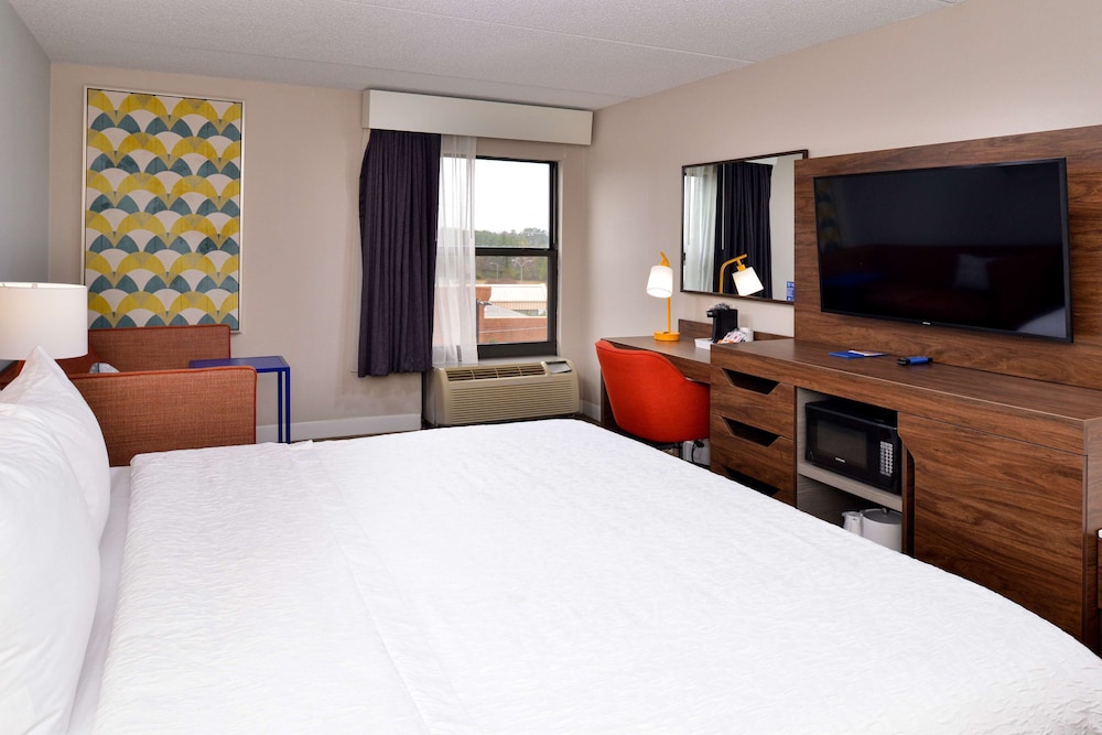 Hampton Inn Henderson - photo 12