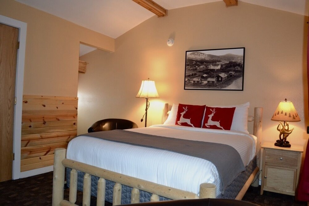 Black Elk Resort Cottages and RV Park - photo 10