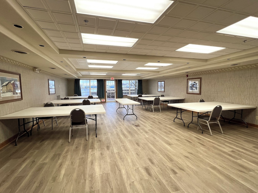 Van Buren Hotel - photo 44