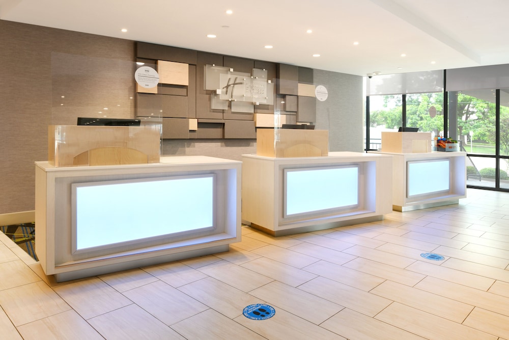 Holiday Inn Express & Suites Fort Worth Downtown by IHG - photo 37