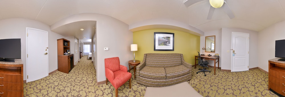 Hilton Garden Inn Indianapolis Carmel - photo 35