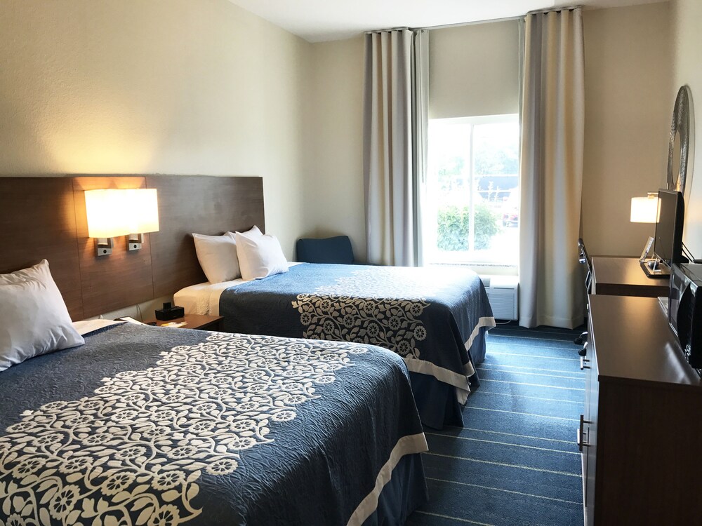 Cadiz Inn - photo 4