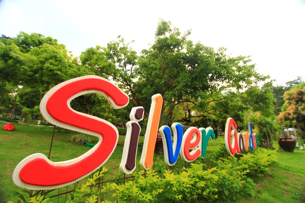 Silver Garden Resort in Suan Phueng, Thailand