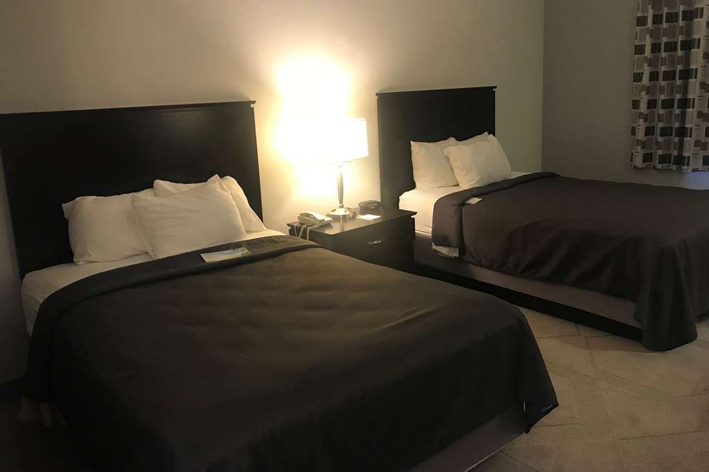 Days Inn by Wyndham Conneaut - photo 4