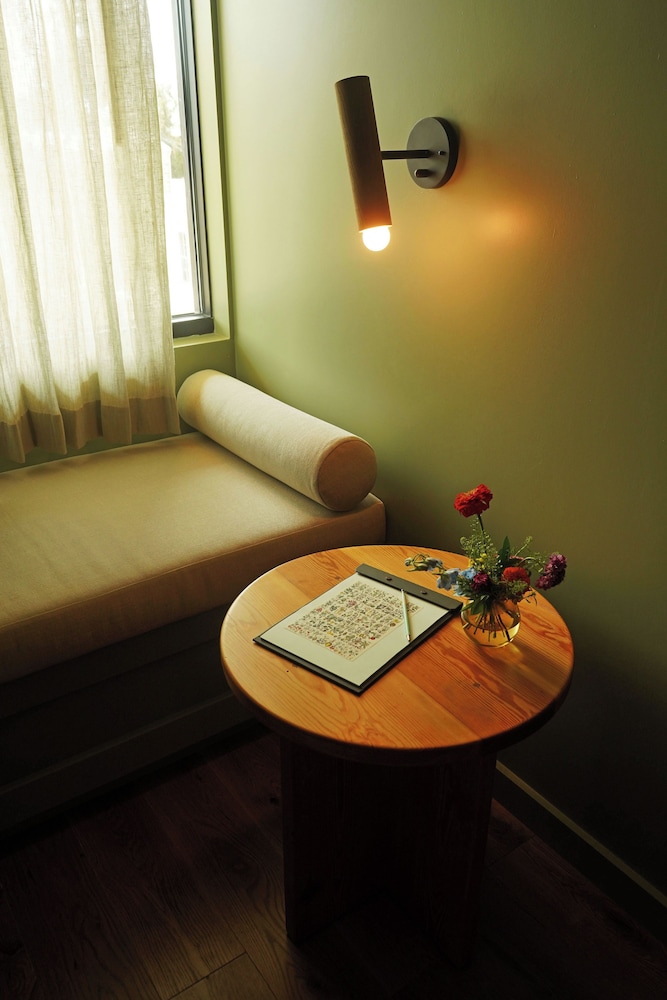 Albert Hotel - photo 11