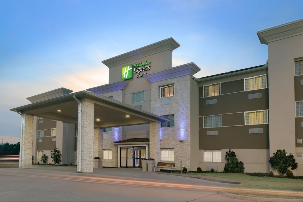 Holiday Inn Express Hotel & Suites Magnolia Lake Columbia by IHG - carbon neutral hotel in Magnolia