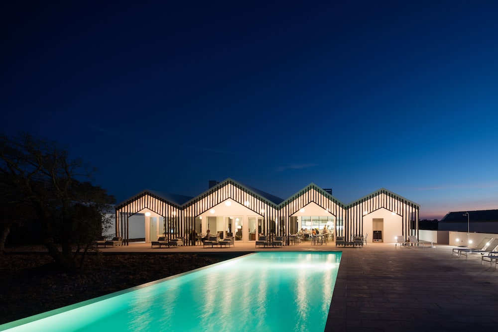 Sobreiras Alentejo Country Hotel — 4-Star Luxury Hotel in Grandola, Portugal