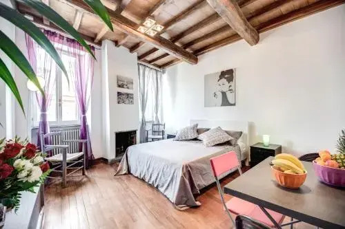 Lusso e panorama senza paragoni Loft Trastevere — 4-Star Luxury Hotel in Rome, Italy