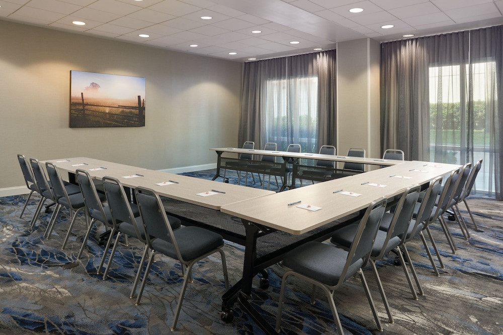 Fairfield Inn & Suites Orlando Int'l Drive Convention Center - photo 33