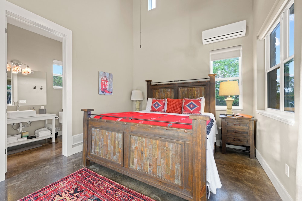 Hill Country Casitas - photo 14
