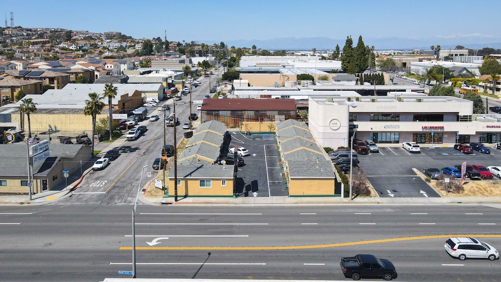Signal Hill Motel - photo 20