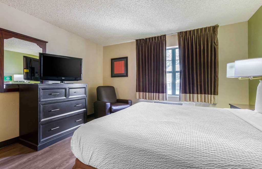 Extended Stay America Suites Phoenix Airport - photo 11