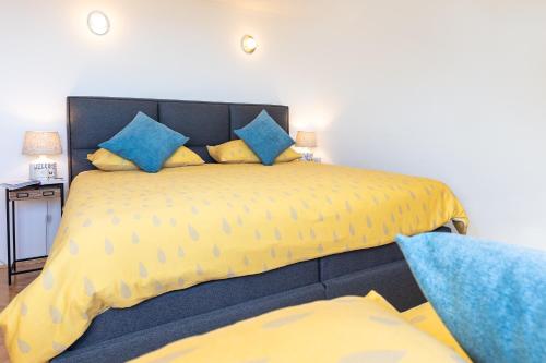 Breathtaking Sea View Apartment Near The Old City